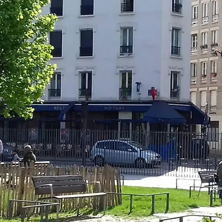 Au Pied De La Butte Apartment Paris